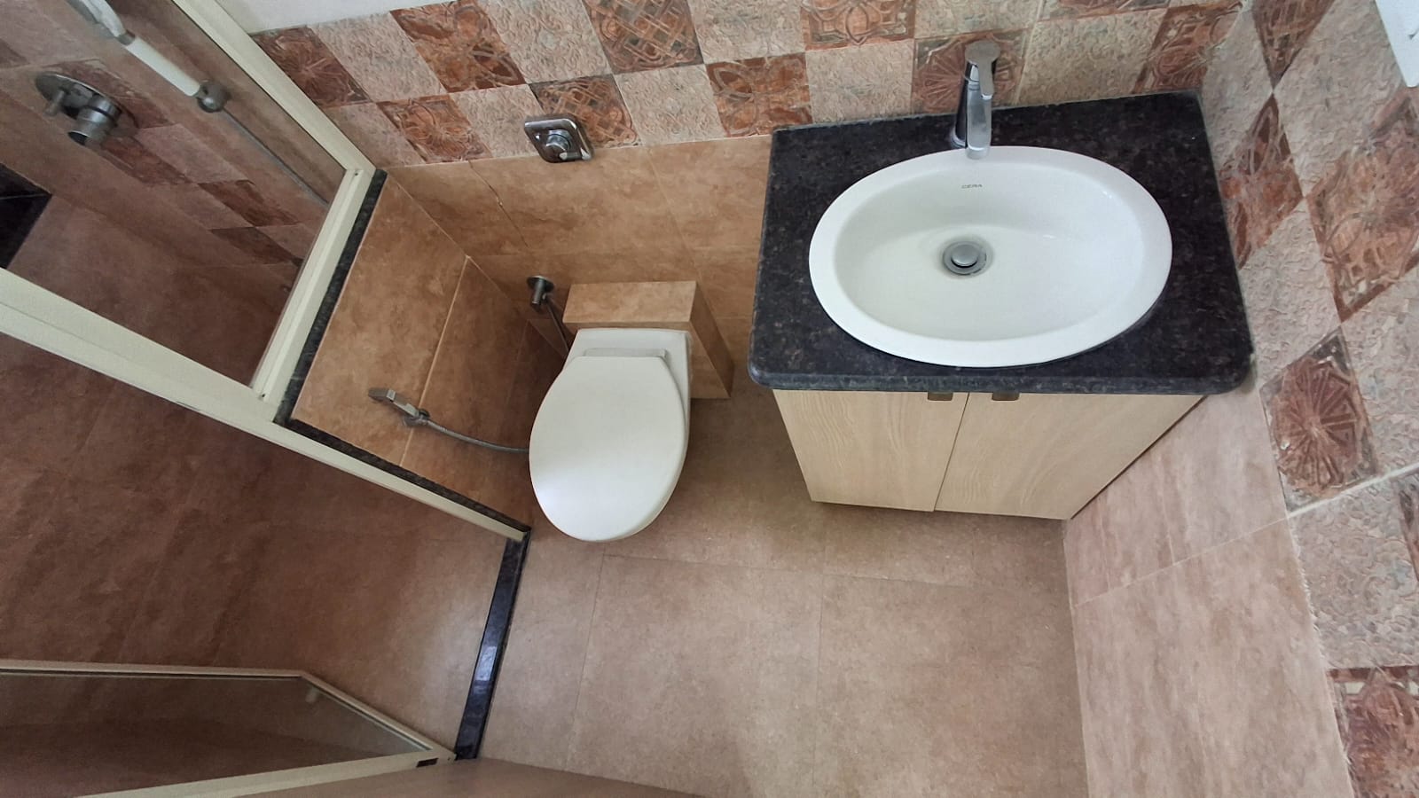 2BHK Flat for Sale in Andheri West